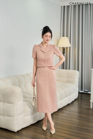 Chân váy phối khuy giả