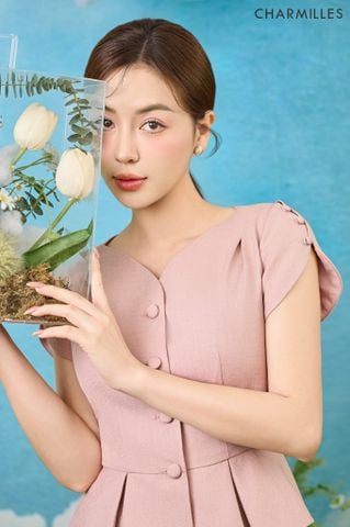 Áo TC xếp ly đính cúc