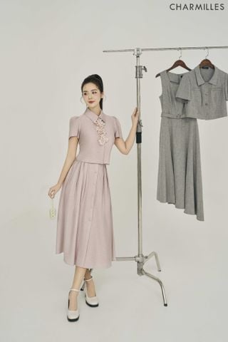 Chân váy xếp ly dáng xòe