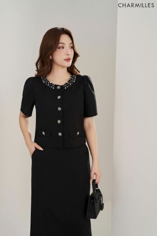 Áo cổ đính ngọc