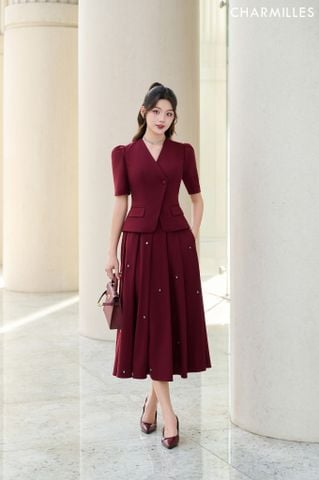 Chân váy xếp ly đính đá