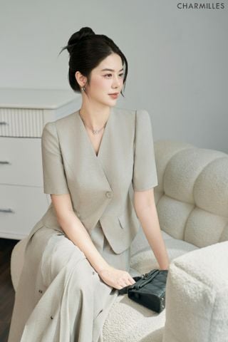 Áo vạt chéo phối túi nắp