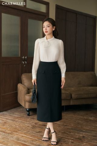 Chân váy 2 nắp túi, xẻ sau