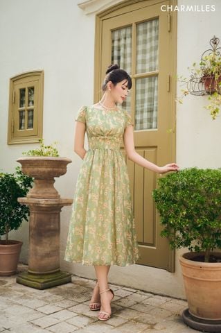 Đầm hoa đính nơ ngực