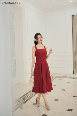 Đầm sát nách xếp ly