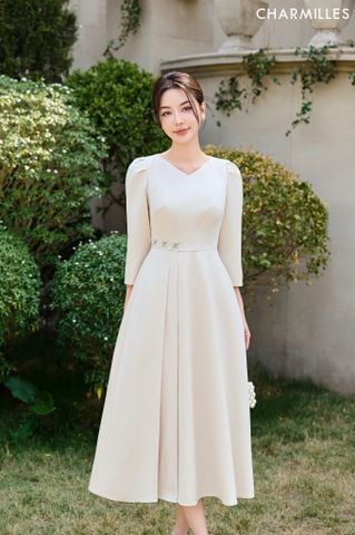 Đầm xếp ly đính charm eo