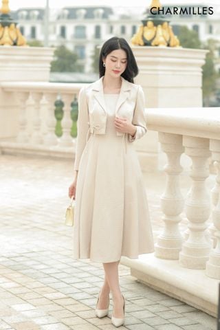 Đầm sát nách xếp ly bản lớn