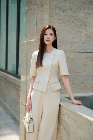 Vest vạt lệch