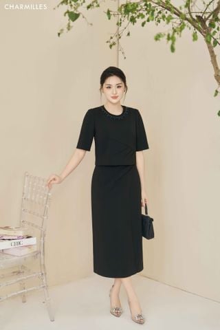 Chân váy mí tia, hở gấu