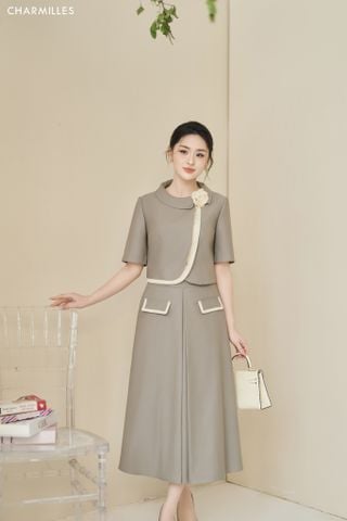 Chân váy nắp túi phối viền