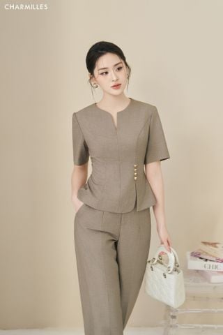 Áo cổ khuyết đính cúc eo