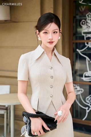 Áo cổ bẻ sẻ gấu
