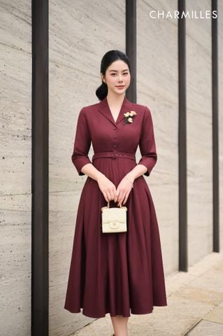 Đầm xếp ly cổ bẻ