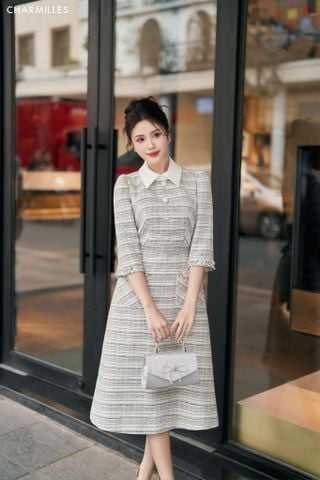 Đầm kẻ phối viền ren