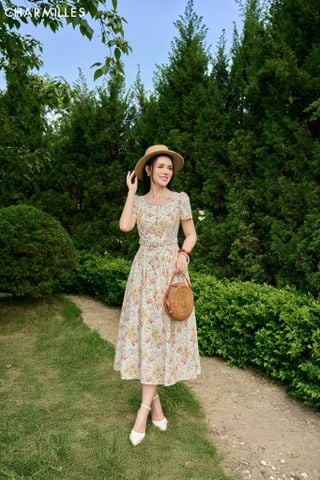 Đầm hoa nhí cổ vuông