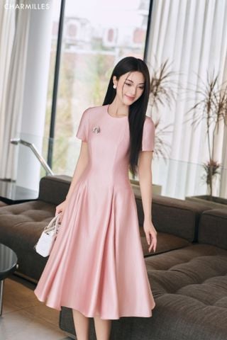 Đầm xếp ly charm ngực