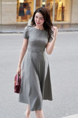 Đầm dáng A đính nơ vai