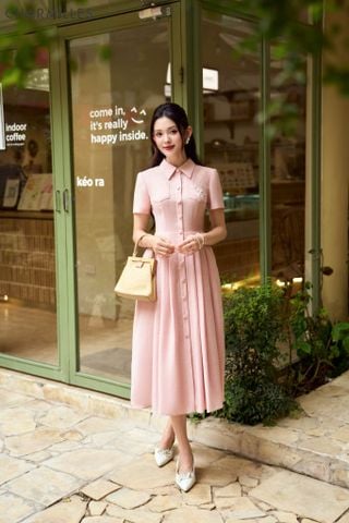 Đầm túi thêu phối khuy bọc