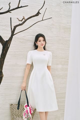 Đầm tay phồng đính charm ngực