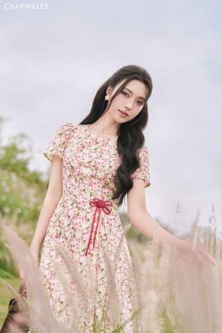 Đầm hoa đính nơ eo