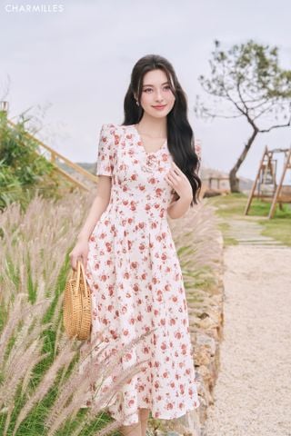 Đầm hoa cổ tim đính hoa ngực