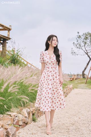 Đầm hoa cổ tim đính hoa ngực