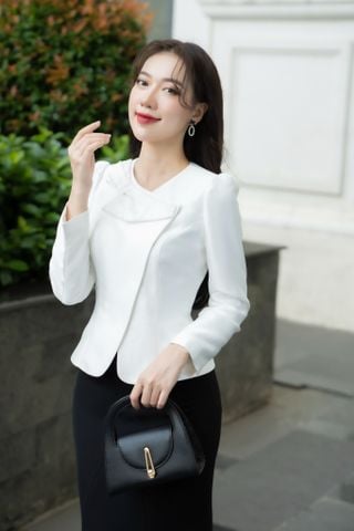 Vest dài tay vạt chéo