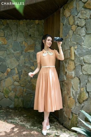 Đầm mí eo phối nơ cổ