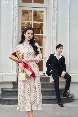 Đầm chấm bi xếp ly