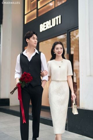 Đầm ren thêu