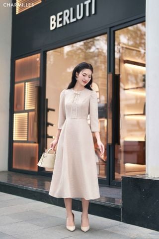 Đầm mí dọc đính nơ ren