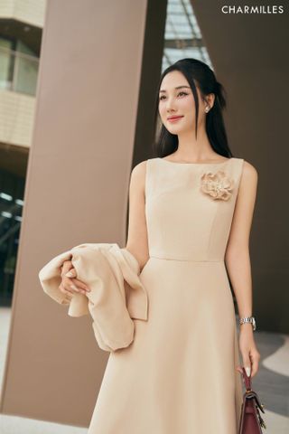 Đầm sát nách