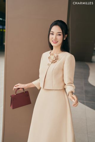 Áo vạt chéo phối khuy