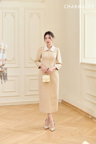 Chân váy xẻ tà sau