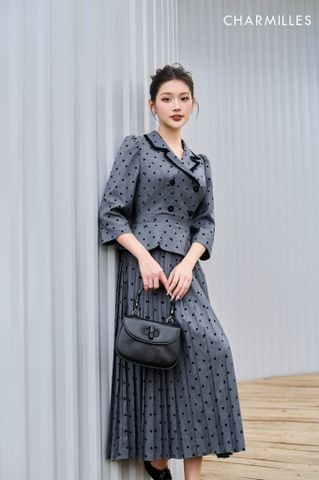 Đầm chấm bi cổ bẻ