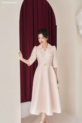 Đầm cổ bẻ đính charm eo