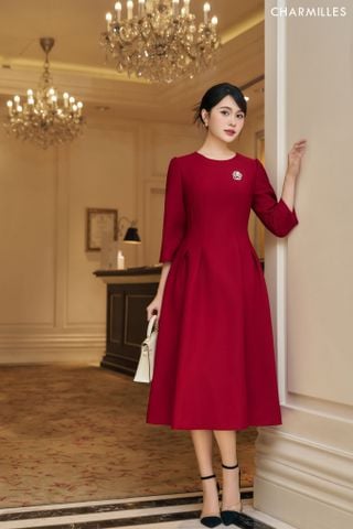 Đầm mí eo đính hoa ngực