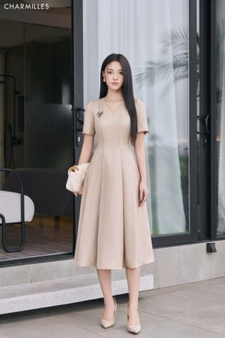 Đầm mí eo đính charm ngực