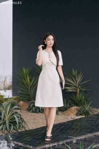 Đầm cài nơ ngực