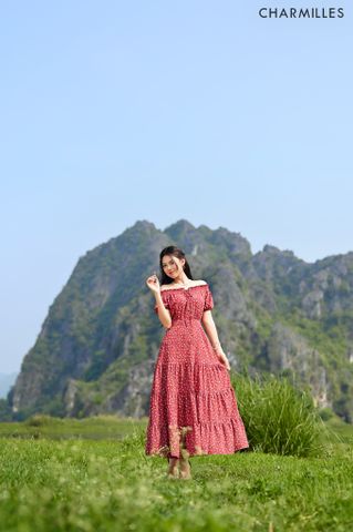 Đầm hoa nhí trễ vai