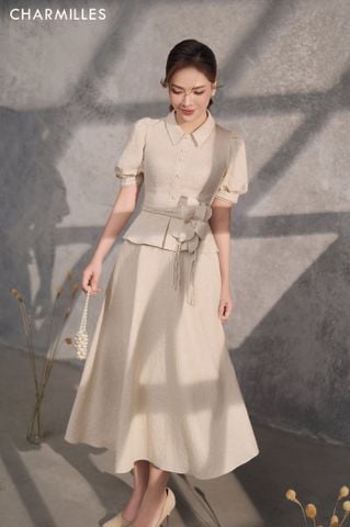 Chân váy cạp cao dáng xòe