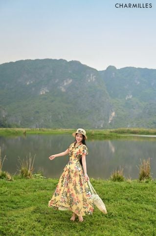 Đầm hoa phối cổ nơ