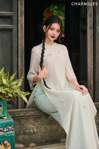 Nghênh Hy (Quần áo dài)