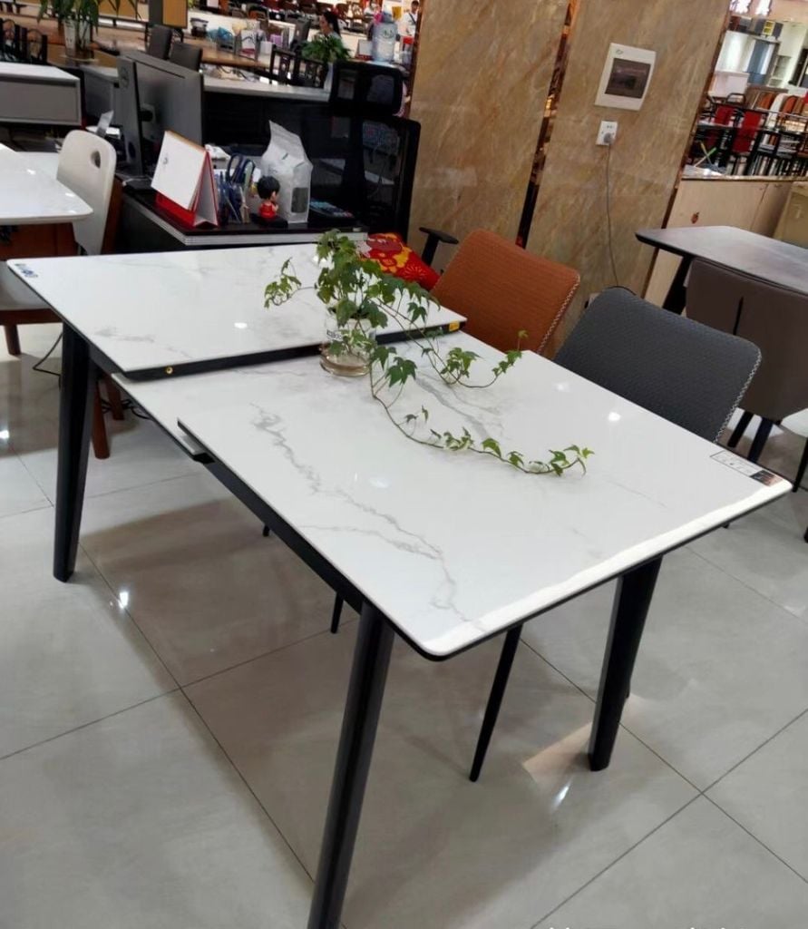Bàn Ăn Mặt Đá Ceramic  Kéo Dài 1,2-1,5m ( cao cấp )