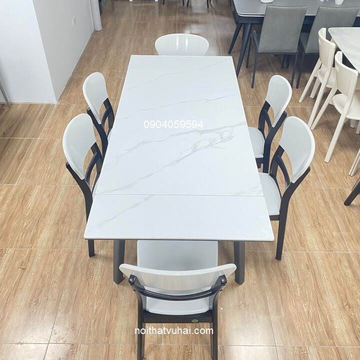 Bàn ăn mặt đá mở rộng 1.3-1.8m D666A