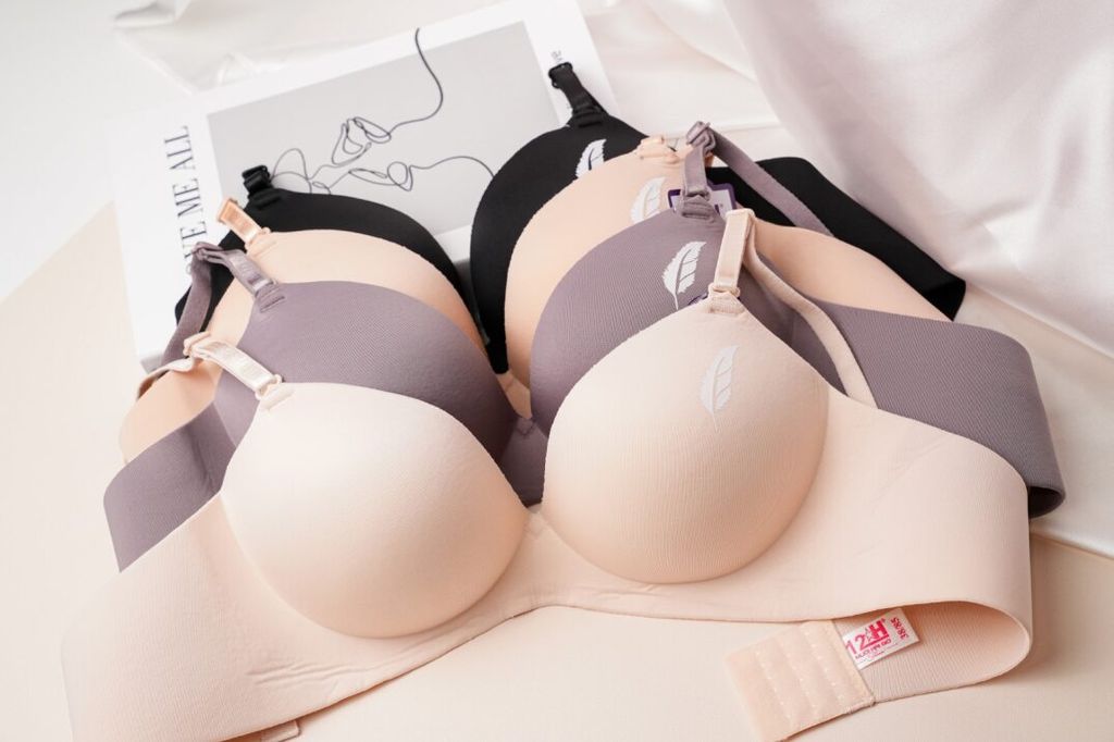 Áo lót nữ không gọng su đúc áo ngực nữ thoáng khí mềm mại không lộ viền Đồ Lót 12h form P401