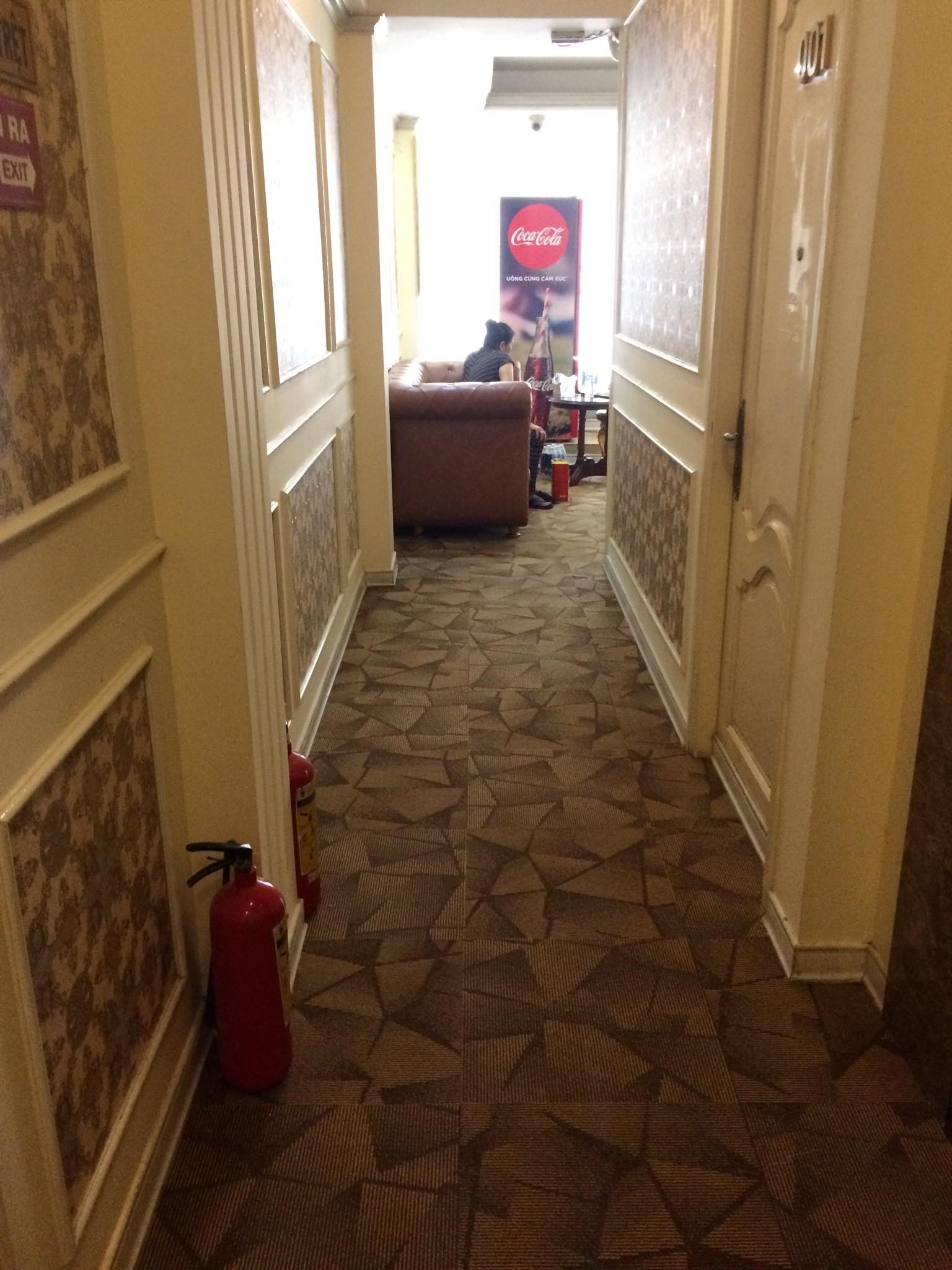  Trải thảm khu massage Spa chị Duyên quận Tân Bình 