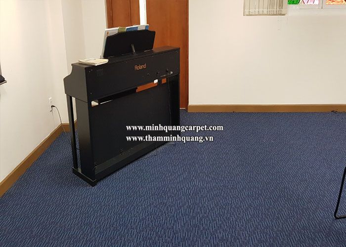  Trải thảm trường học với MAX 655 