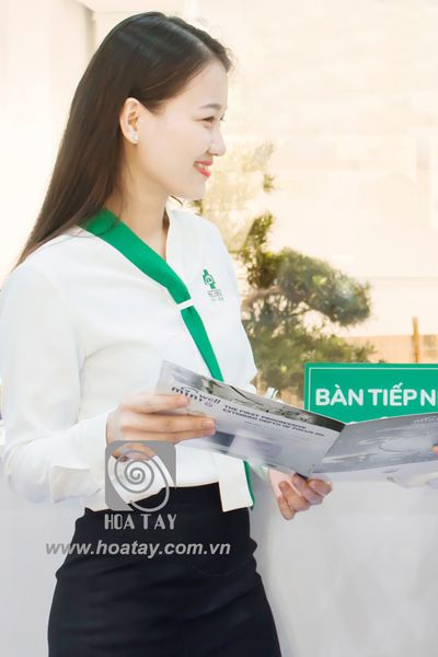Đồng Phục Lễ Tân Nhân Viên Bệnh Viện Mắt Sài Gòn