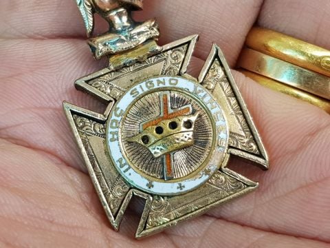  mặt dây chuyền dâu ấn thánh masonic xưa 